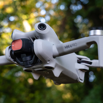 Dron DJI Mini 4 Pro with RC 2 Controller